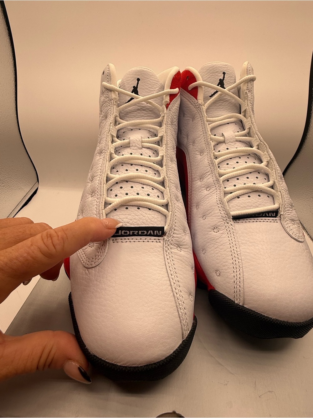 New in box air Jordan 13 Men’s White and Red Retro Basketball Sneakers - Picture 7 of 8